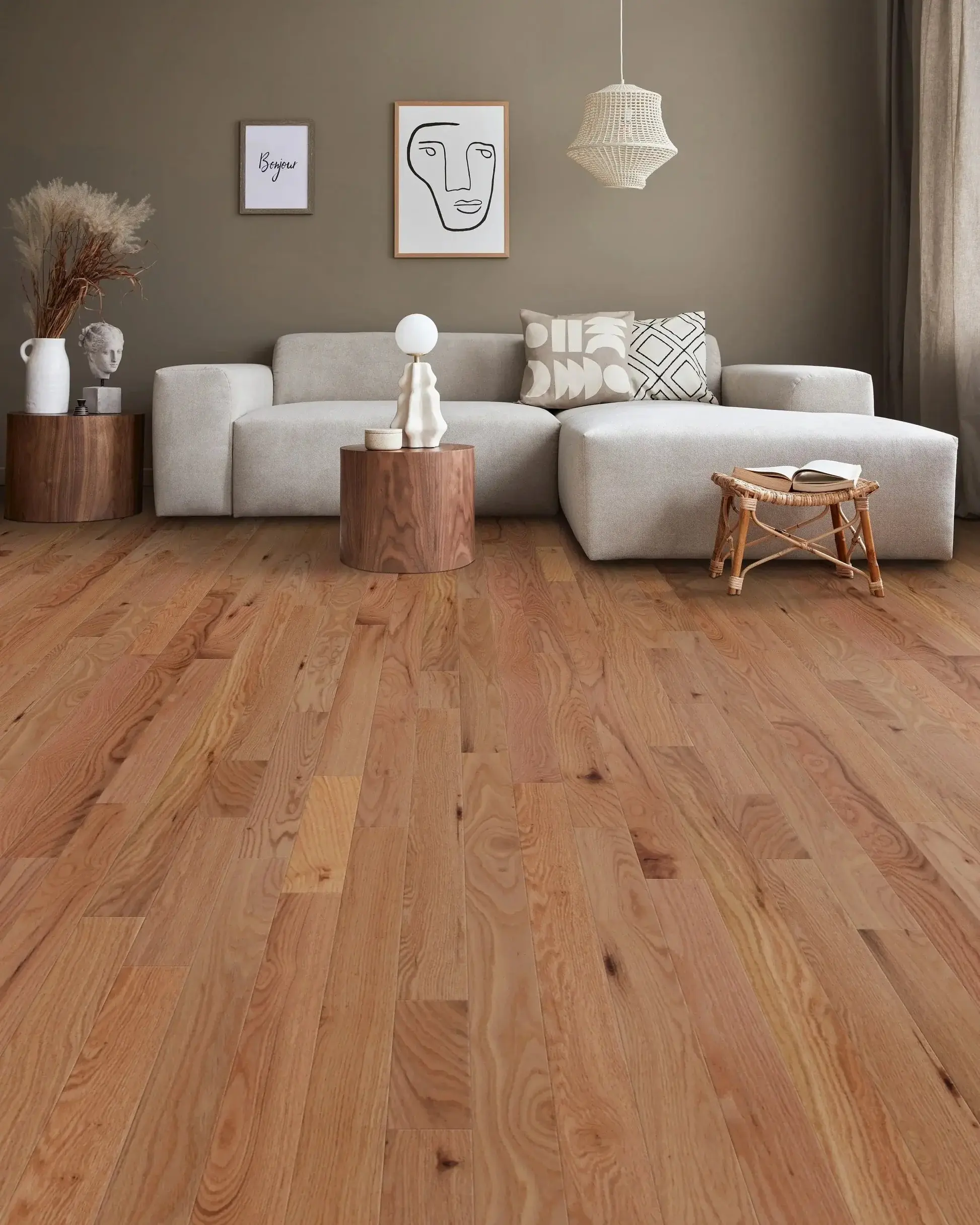 Red Oak hardwood in living room
